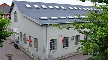 Lyst og rummeligt butikslokale til leje i Kolding