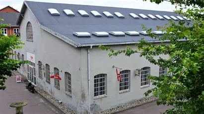 Lyst og rummeligt butikslokale til leje i Kolding